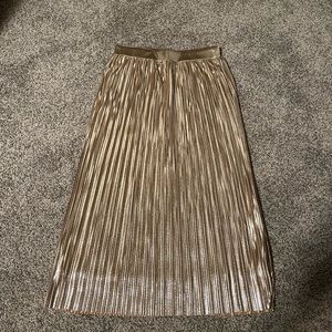 COPY - Size XS ladies metallic gold skirt